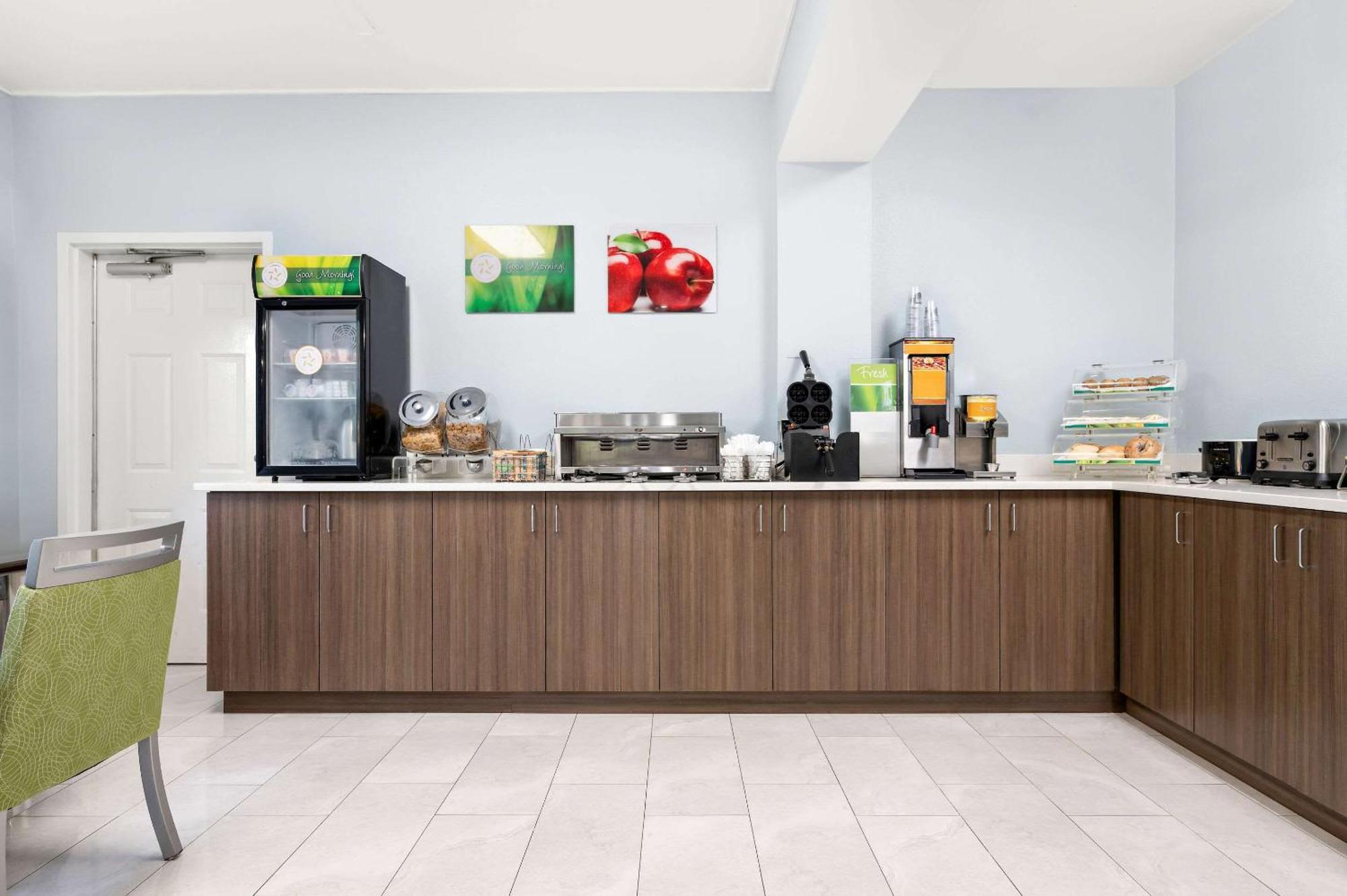 Quality Inn Pelham I-65 Exit 246 Ngoại thất bức ảnh