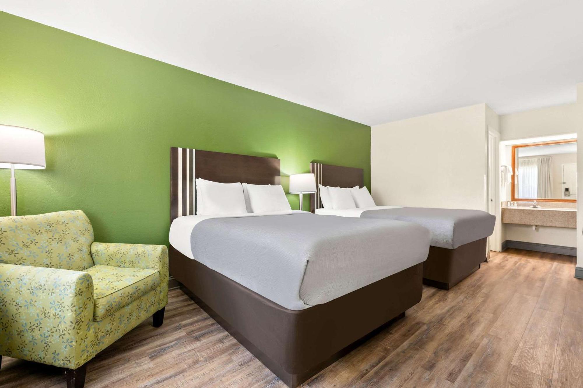 Quality Inn Pelham I-65 Exit 246 Ngoại thất bức ảnh